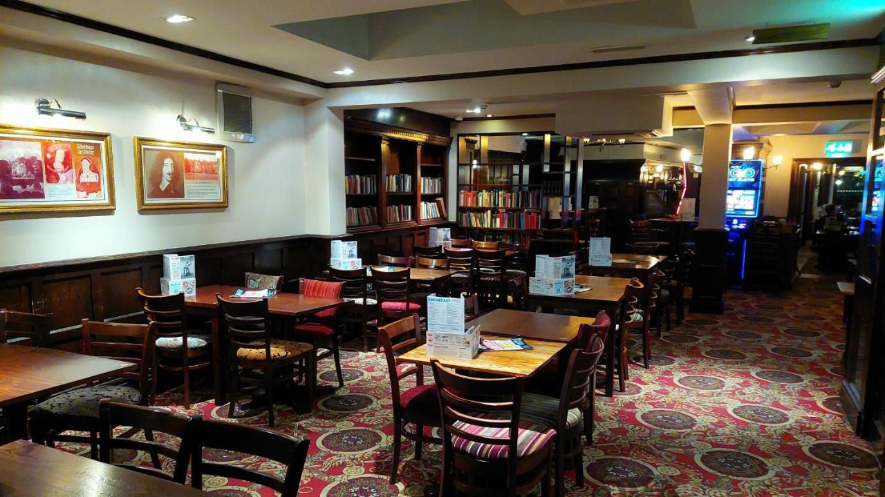 George Hotel Wetherspoon Бюдли Екстериор снимка